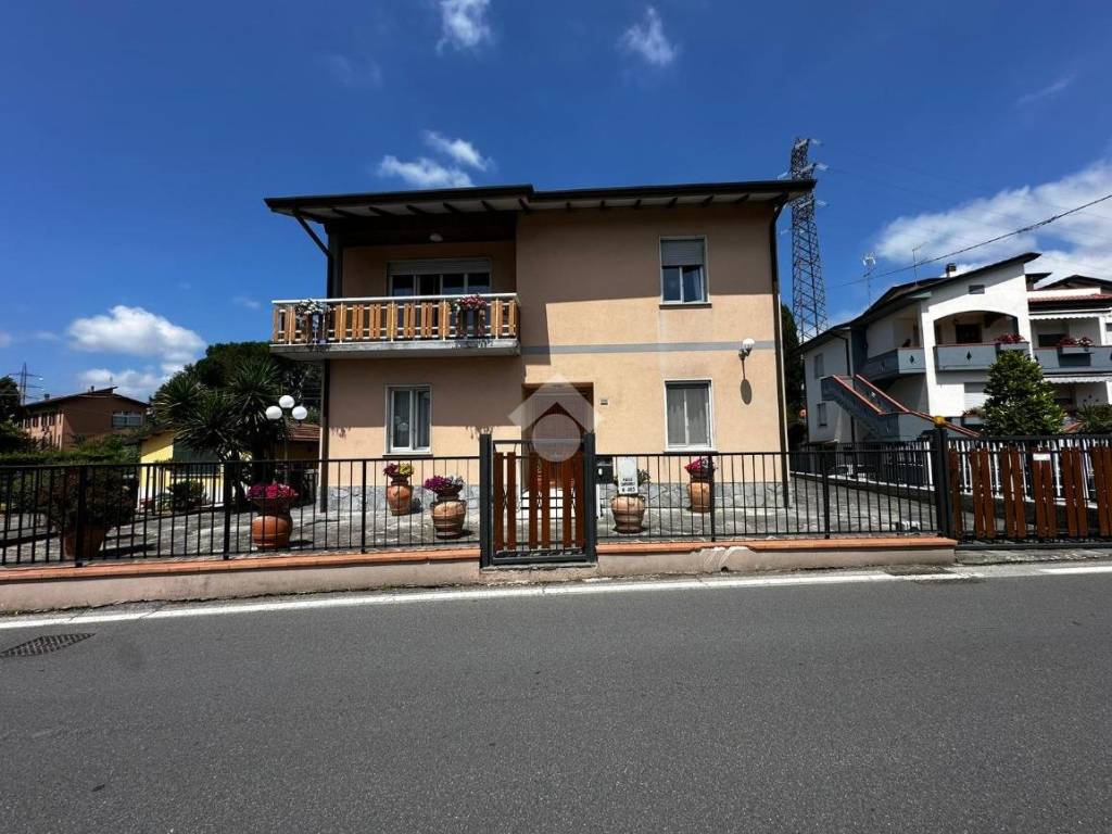 Casa indipendente a Sarzana in Via dei Molini, 23 - Foto 3