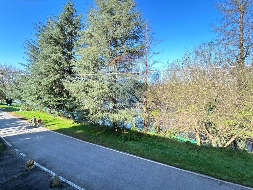 Casa indipendente a Lonate pozzolo in ALzaia Naviglio Grande, 12 - Foto 4