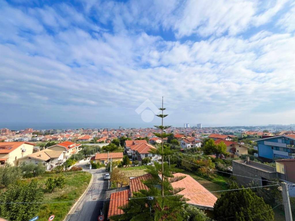 Appartamento a Silvi in Contrada Coccioni - Foto 2