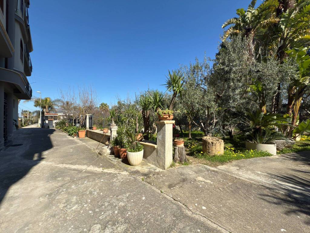 Appartamento a Partinico in Via Raffaello Sanzio - Foto 5