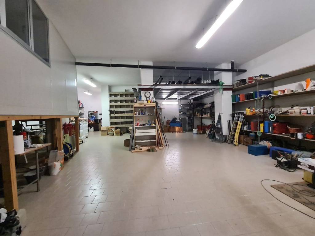 Immobile a Cuneo in Via Luigi Einaudi, 8 - Foto 3