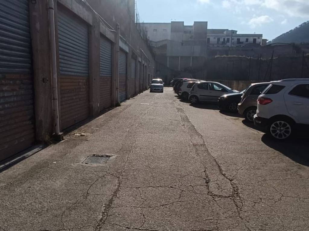 Box / garage a Palermo in Via Sferracavallo, 118 - Foto 3