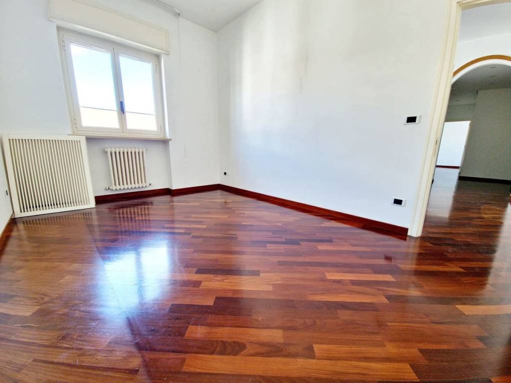 Appartamento a Bari in VIA AMENDOLA, 199G - Foto 2