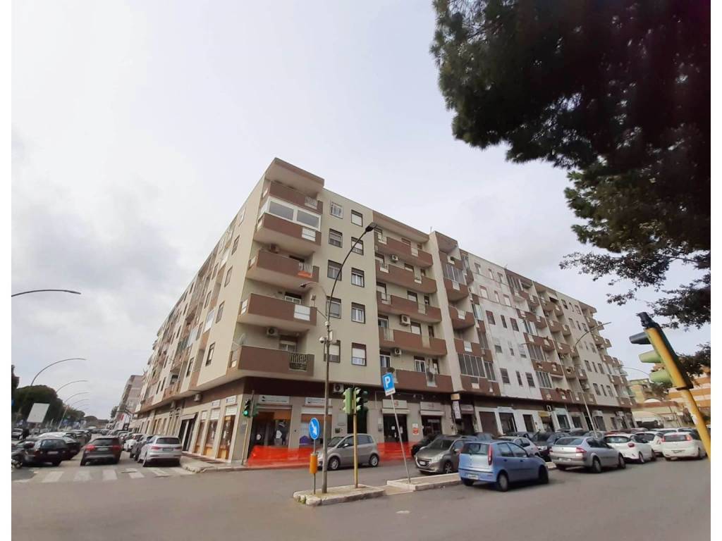 Appartamento a Brindisi in Viale San Giovanni Bosco - Foto 2