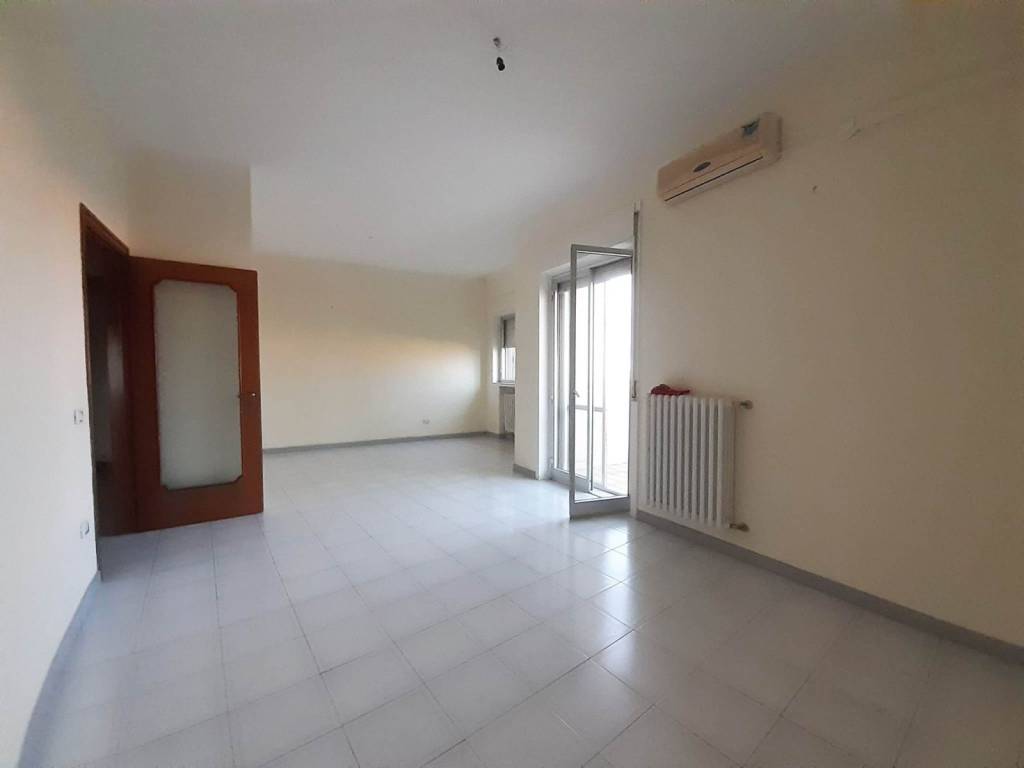 Appartamento a Brindisi in Viale San Giovanni Bosco - Foto 3