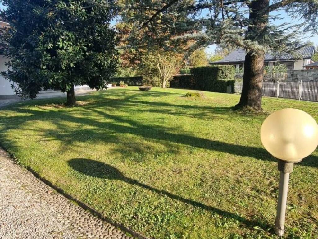 Villa a Lomagna in Via Fornace, 4 - Foto 3