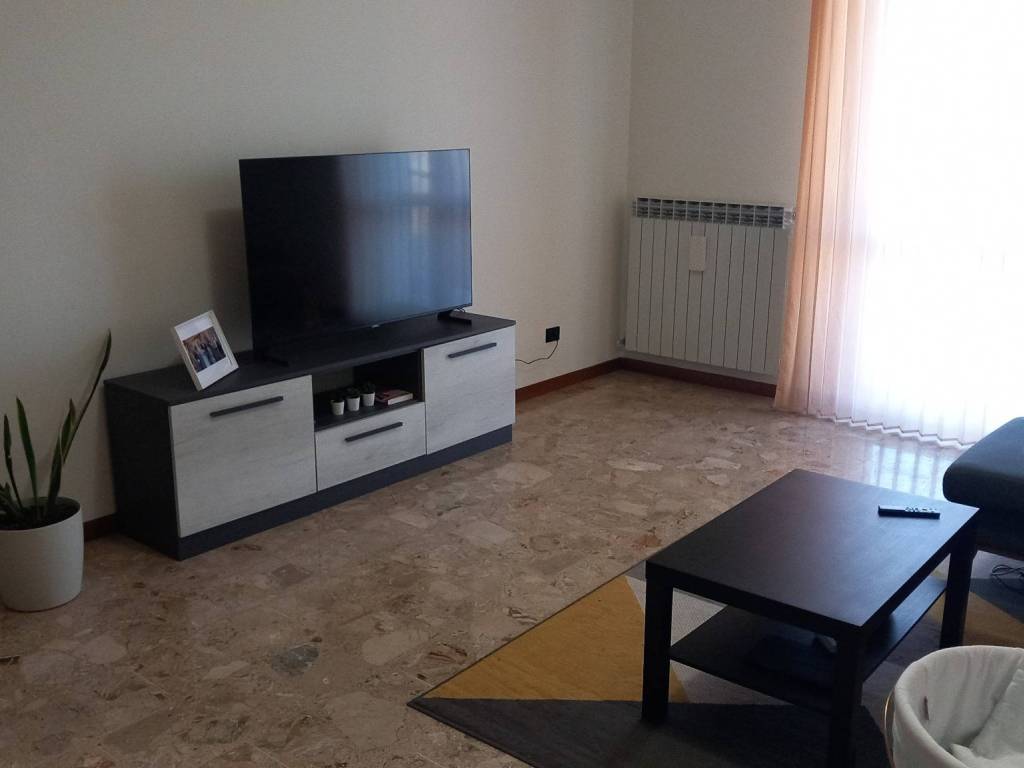 Appartamento a Cremona in Via Dulcia - Foto 3