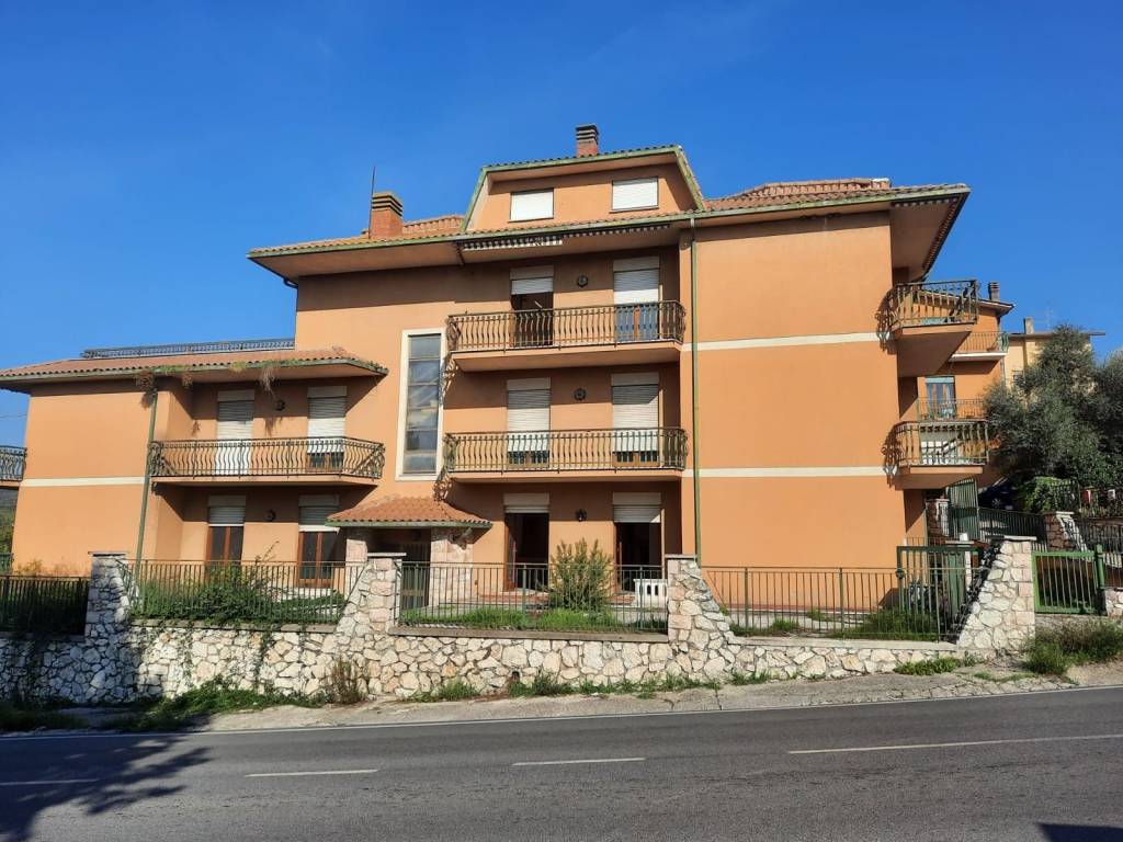 Appartamento a Forano in Strada Regionale Sabina - Foto 3