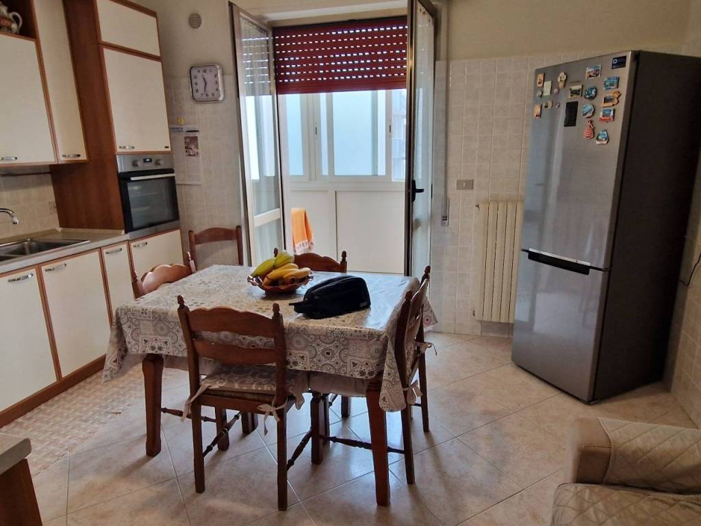 Appartamento a Trani in Via Papa Giovanni XXIII - Foto 4