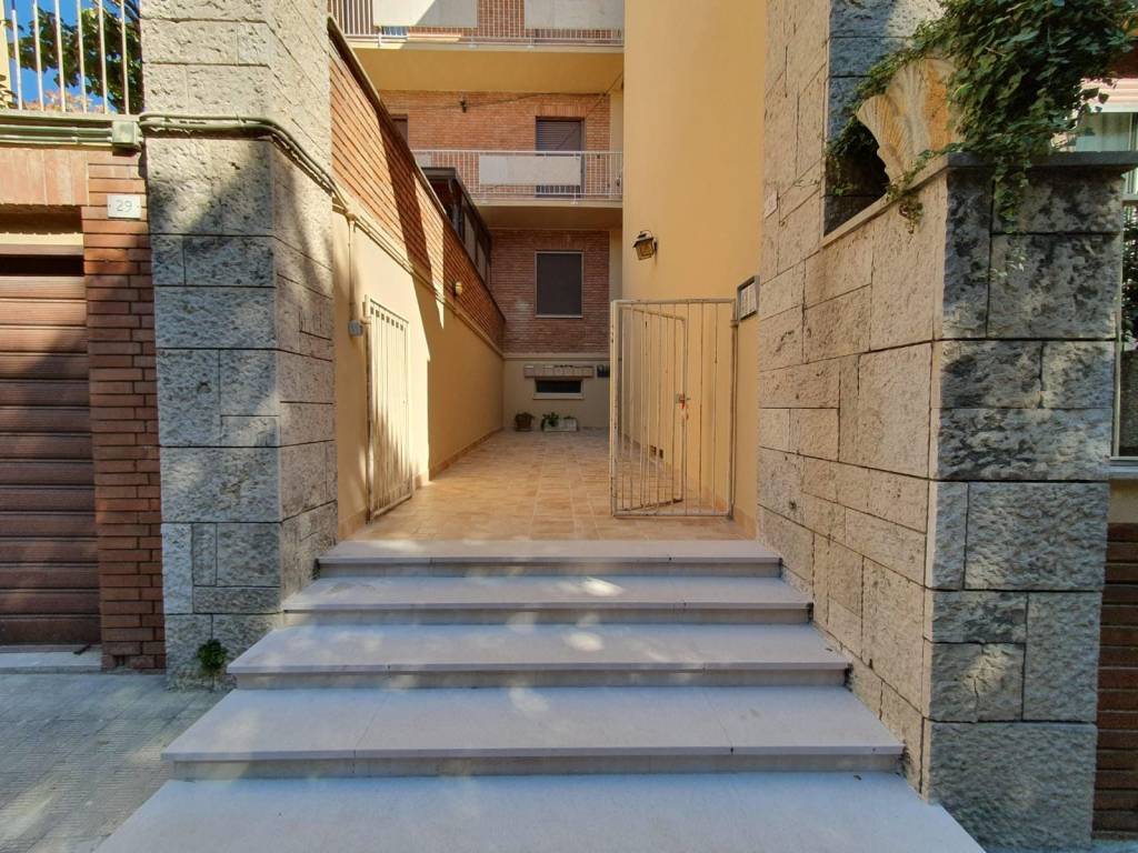 Appartamento a Gubbio in Via Piave, 33 - Foto 2