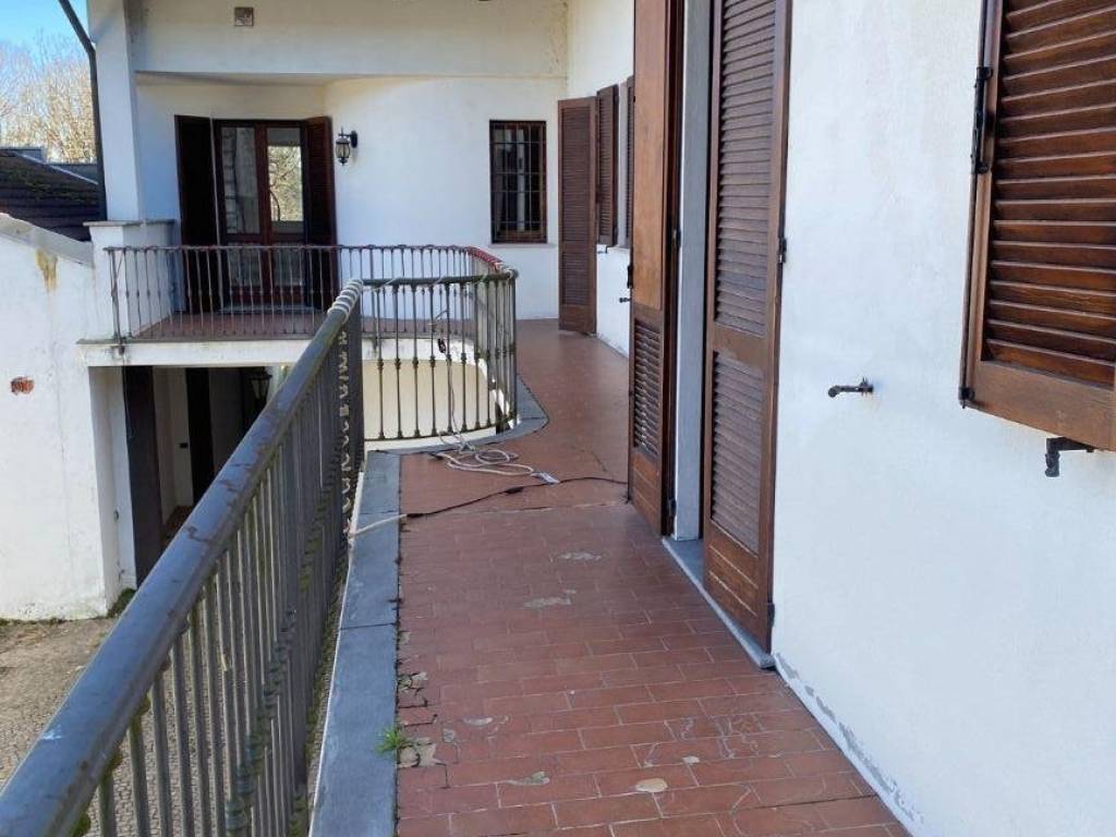 Villa a Novara in Via Biandrate - Foto 2