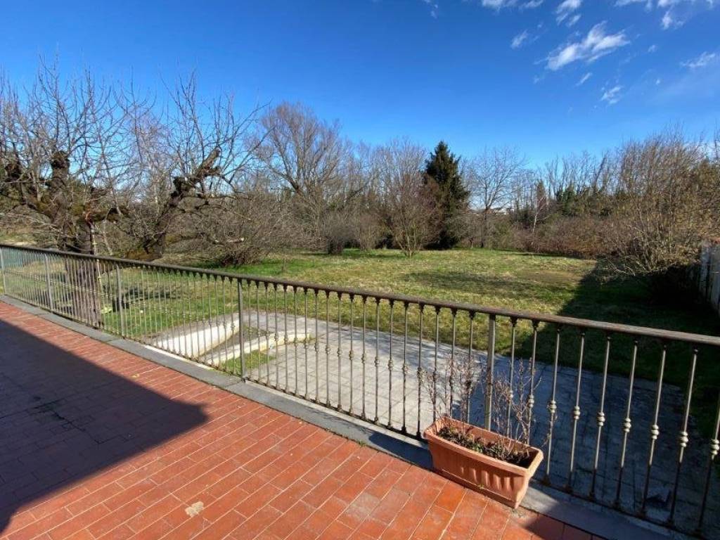 Villa a Novara in Via Biandrate - Foto 5