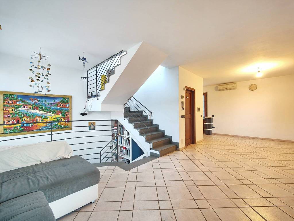 Villetta a schiera a Carmignano in Via Capezzana - Foto 4