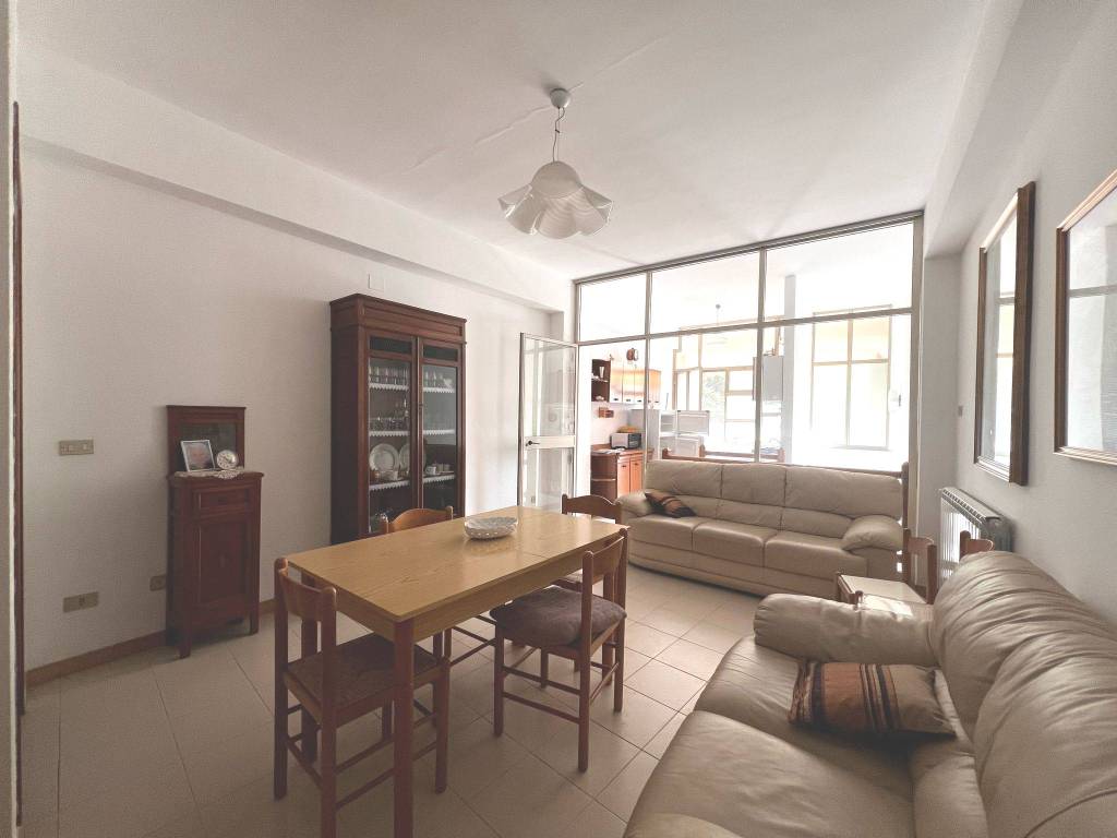 Casa indipendente a Bagnara calabra in Strada Statale 18 Tirrena Inferiore - Foto 2