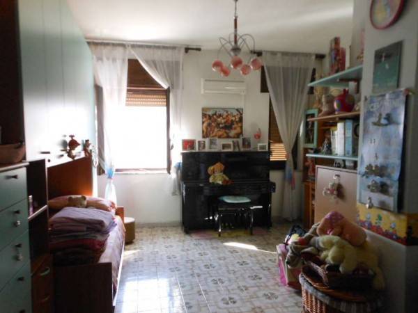 Casa indipendente a Vairano patenora in Via Francesco Crispi, 13 - Foto 2