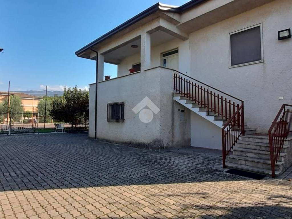 Villa a Alatri in Via Scopigliette - Foto 3