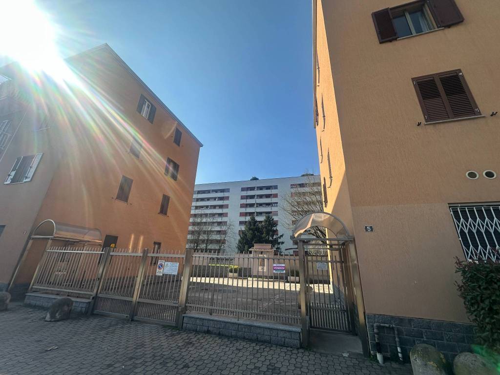 Appartamento a Cusano milanino in Via Massimo d'Azeglio, 5 - Foto 3