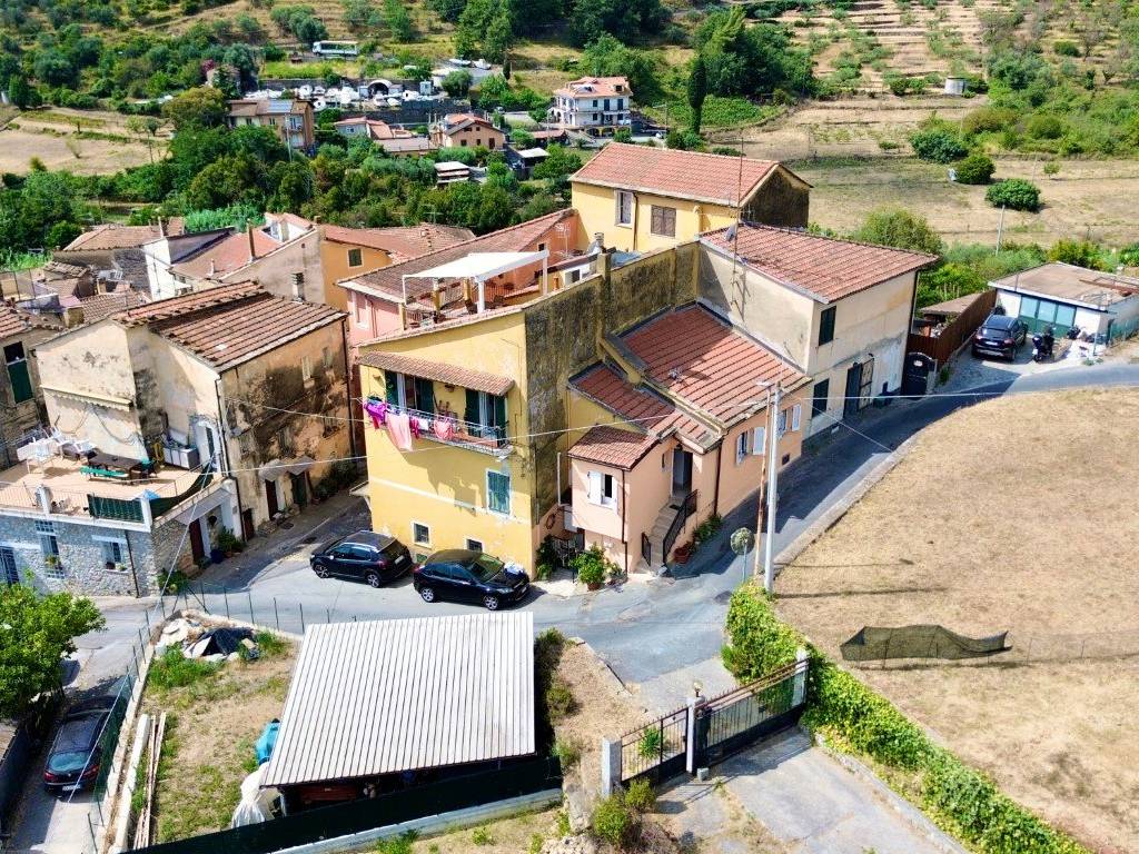Casa indipendente a Imperia in Via San Bartolomeo - Foto 2