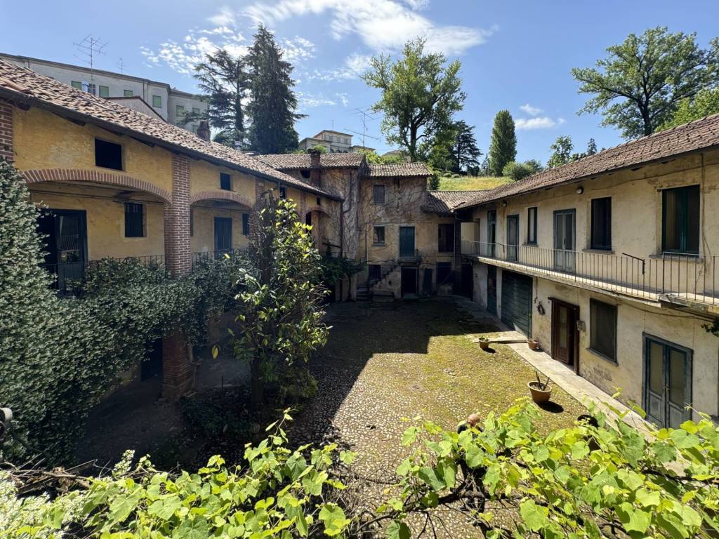 Casa indipendente a Castiglione olona in Via Roma, 23 - Foto 3