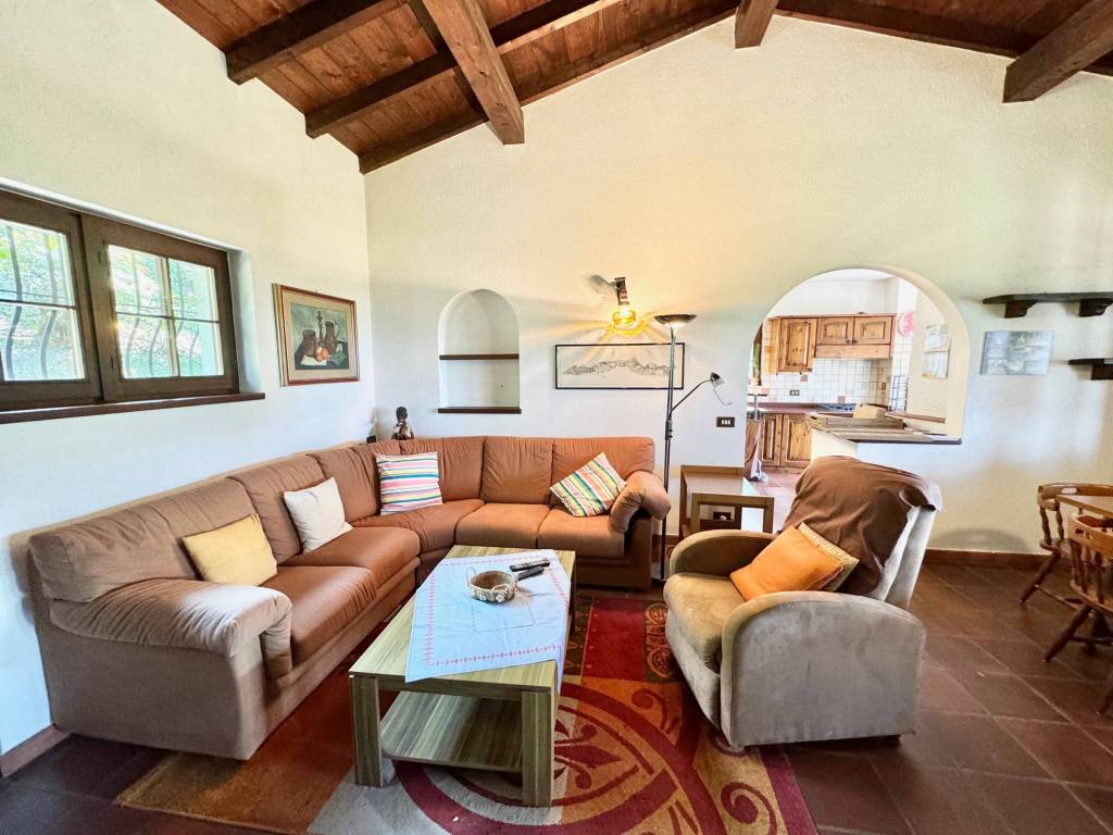 Villa a Luino in Via Pianazzo - Foto 4