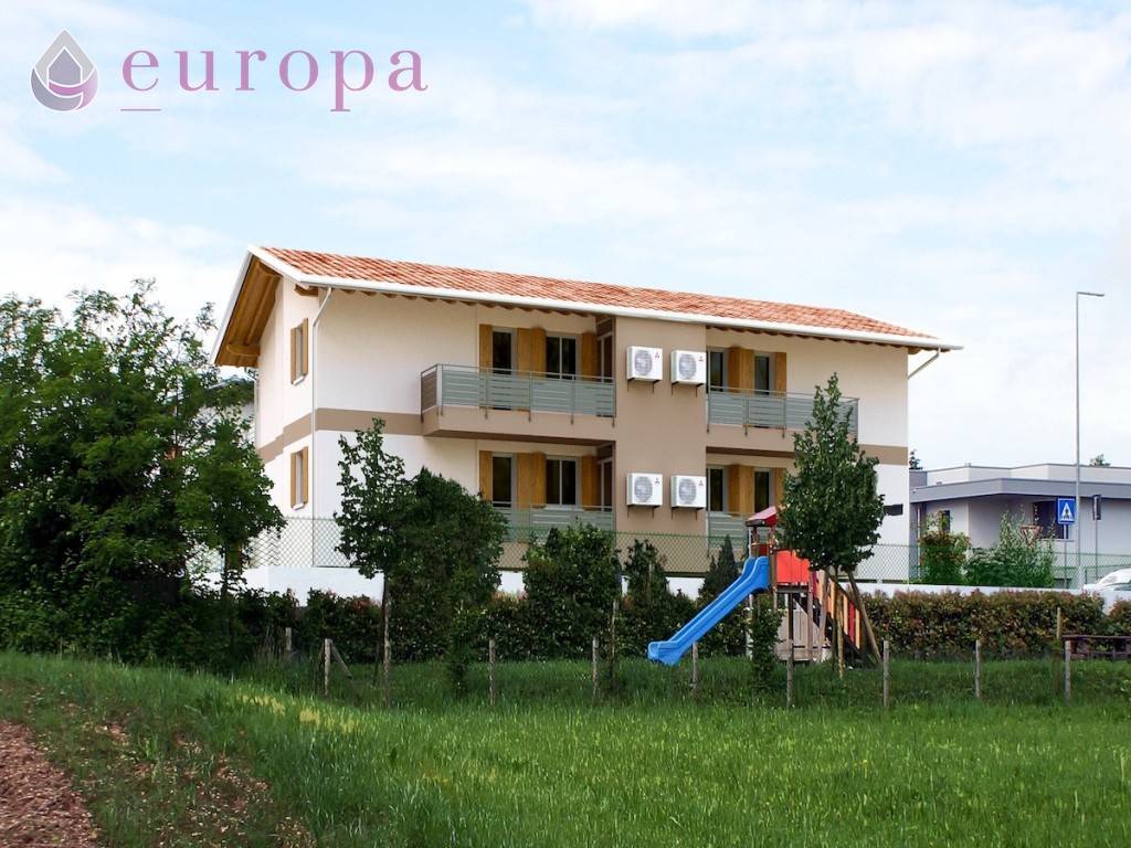 Appartamento a Azzano decimo in piazza garibaldi - Foto 4