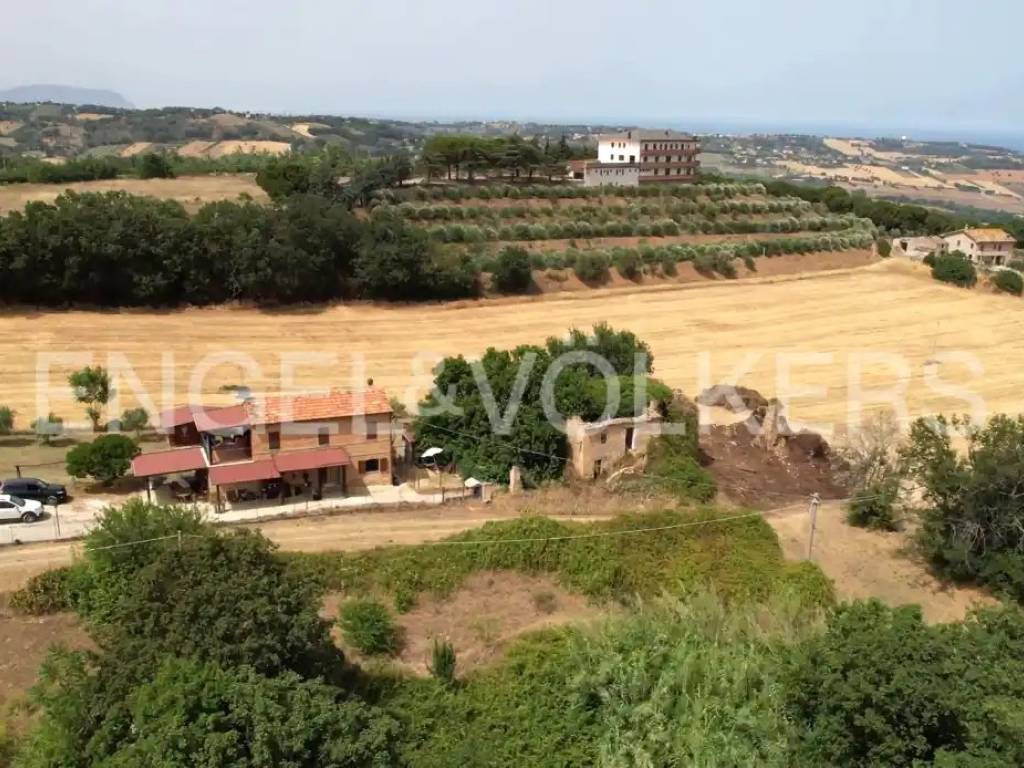Rustico / casale a Montecosaro in Località San Savino - Foto 3