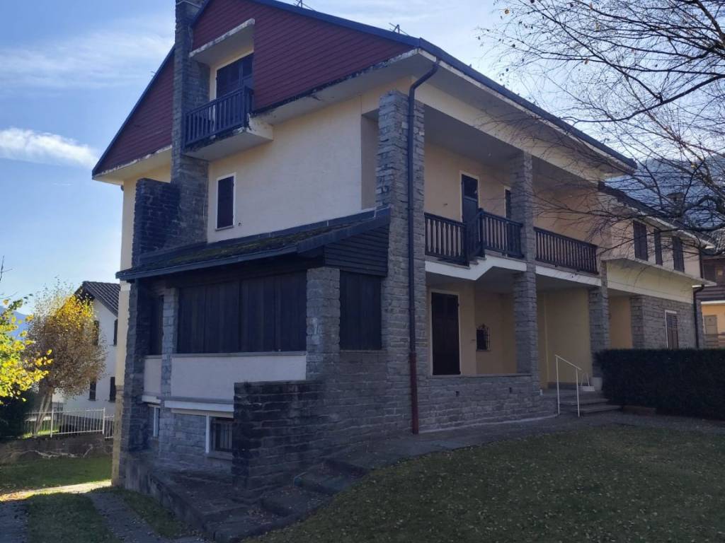 Villa a Santa maria maggiore in Via Melezzo, 40 - Foto 3