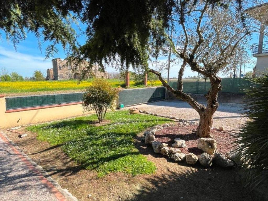 Villetta a schiera a Mirandola in Via Punta, 113 - Foto 5