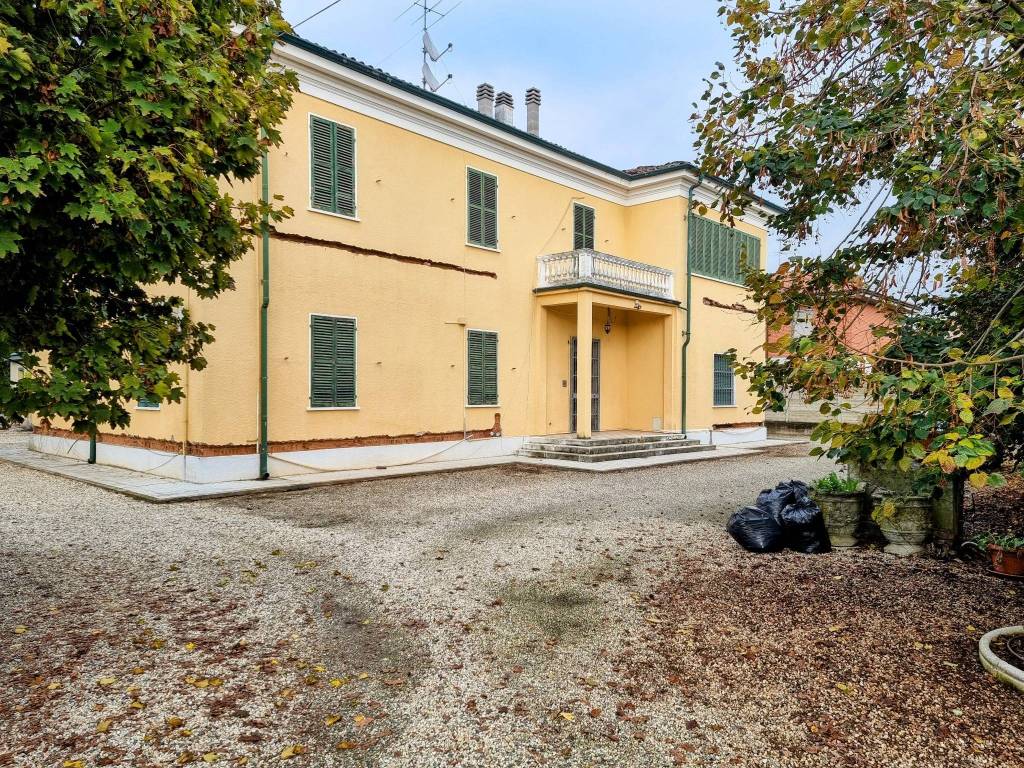 Villa a Alessandria in Via Genova, 208 - Foto 4