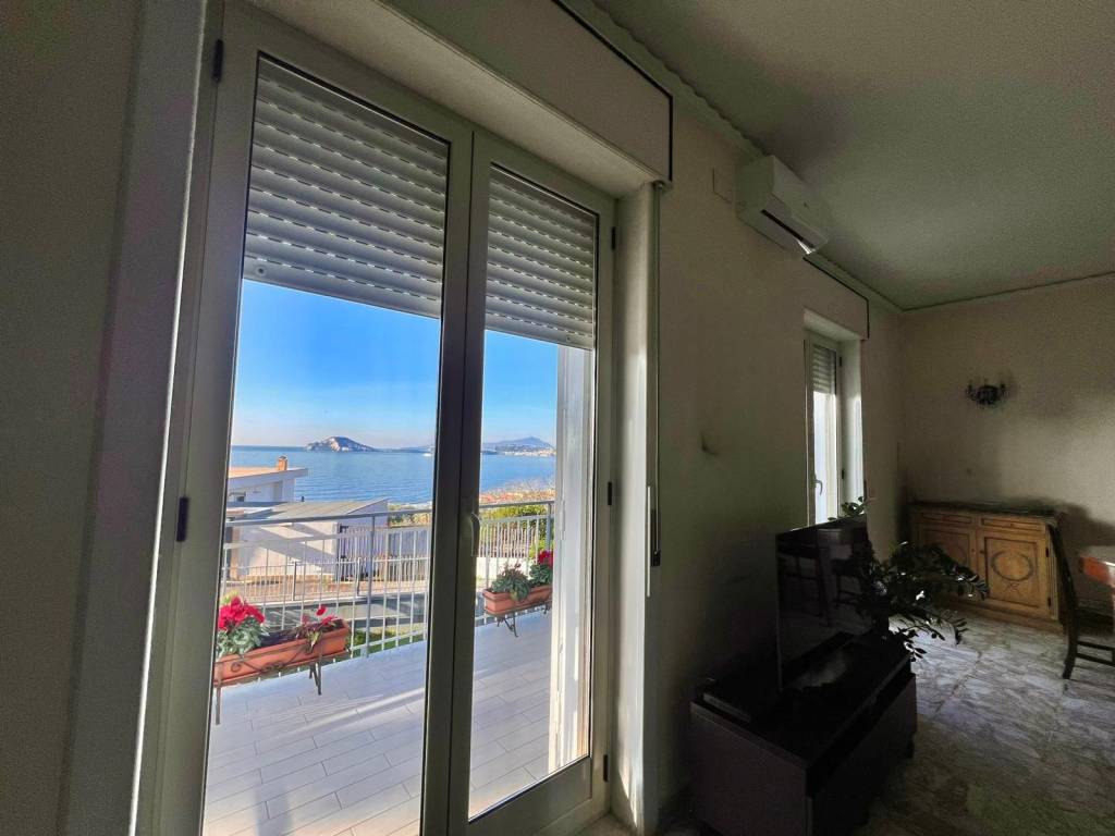 Appartamento a Pozzuoli in Via Vecchia San Gennaro - Foto 5
