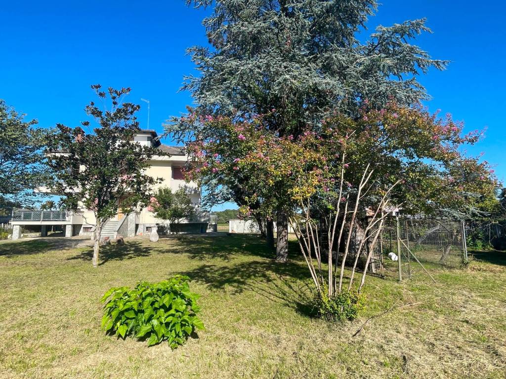 Villa a Villafranca d'asti in Regione Millefiori - Foto 3