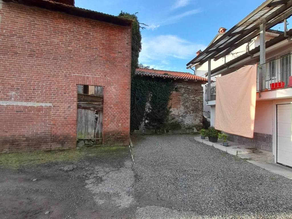 Rustico / casale a Serravalle sesia in Corso Bruno Buozzi - Foto 2