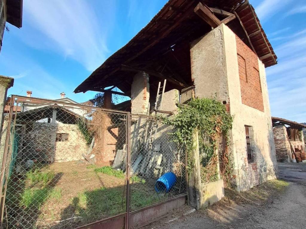 Rustico / casale a Serravalle sesia in Corso Bruno Buozzi - Foto 4