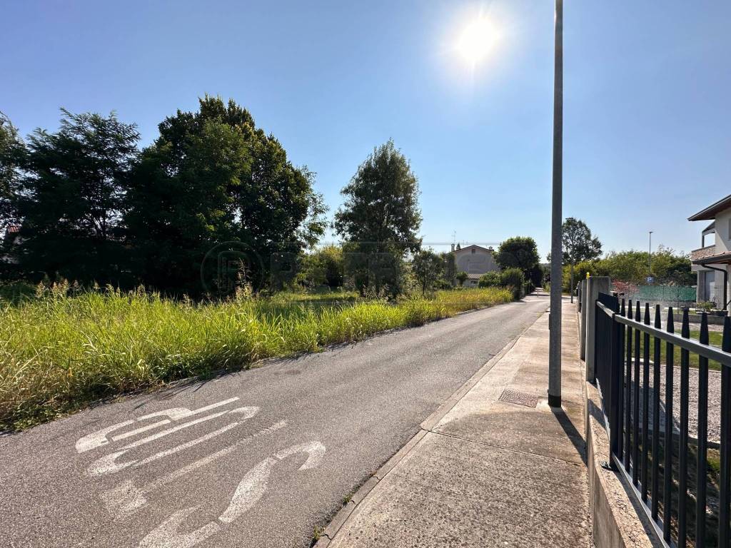 Terreno a Sagrado in Via Jambo, 39 - Foto 3