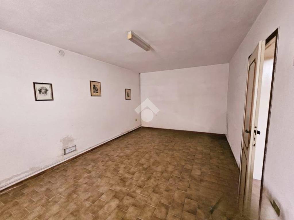 Casa indipendente a Redondesco in Piazza Castello - Foto 4