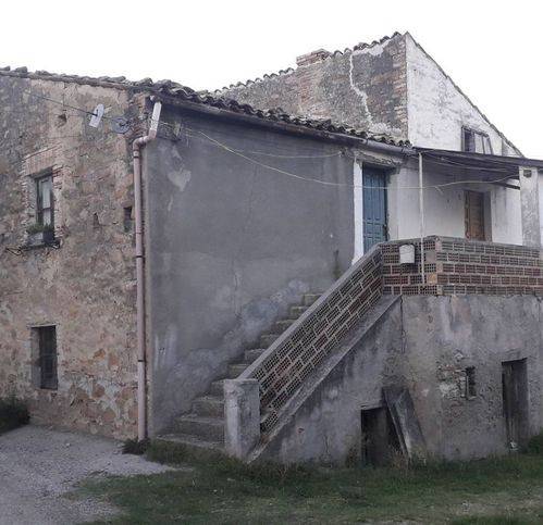 Villa a Alanno in Via Fraticelli - Foto 2