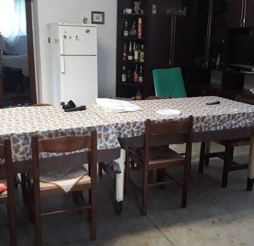 Rustico / casale a Alanno in Via Fraticelli - Foto 4