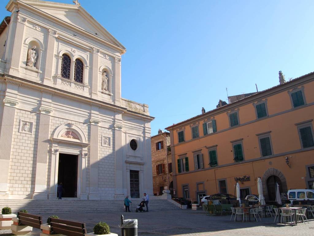 Appartamento a Tarquinia in Via del Duomo - Foto 2