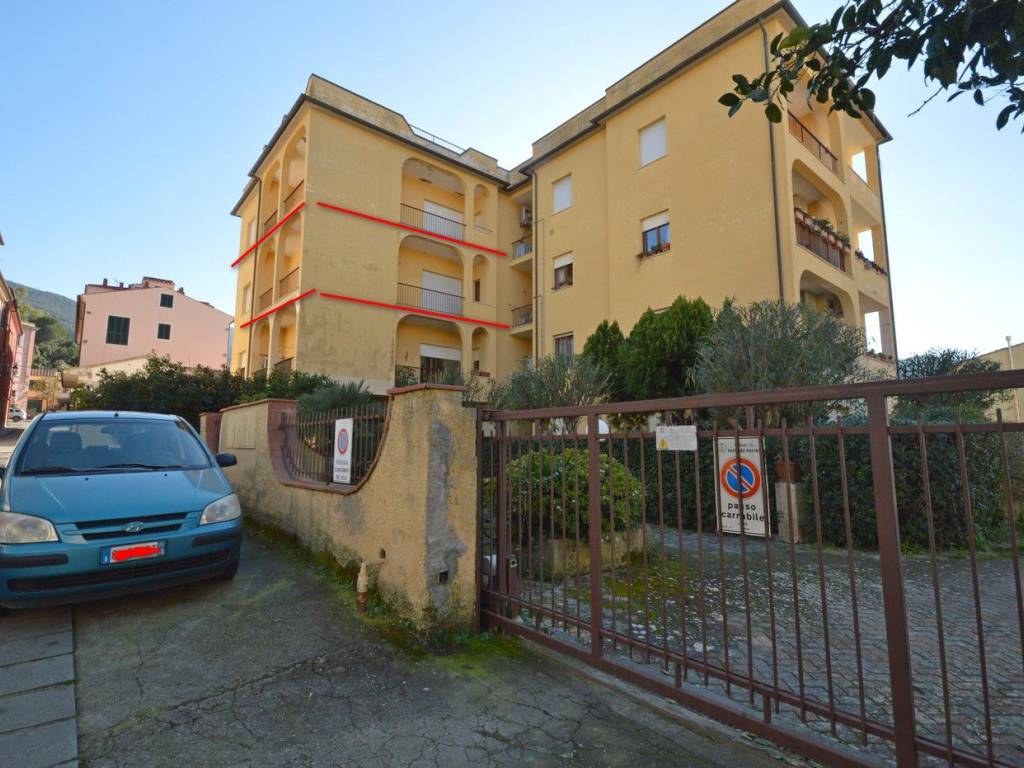Appartamento a Marciana marina in Via Gaspare Dussol, 22 - Foto 2