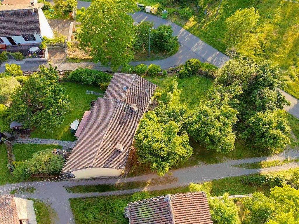 Villa a Gremiasco - Foto 2