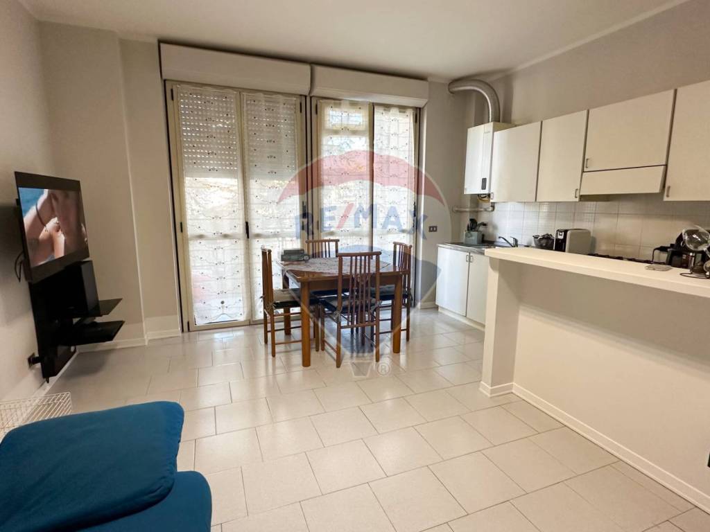 Appartamento a Luino in Corso XXV Aprile, 27 - Foto 4