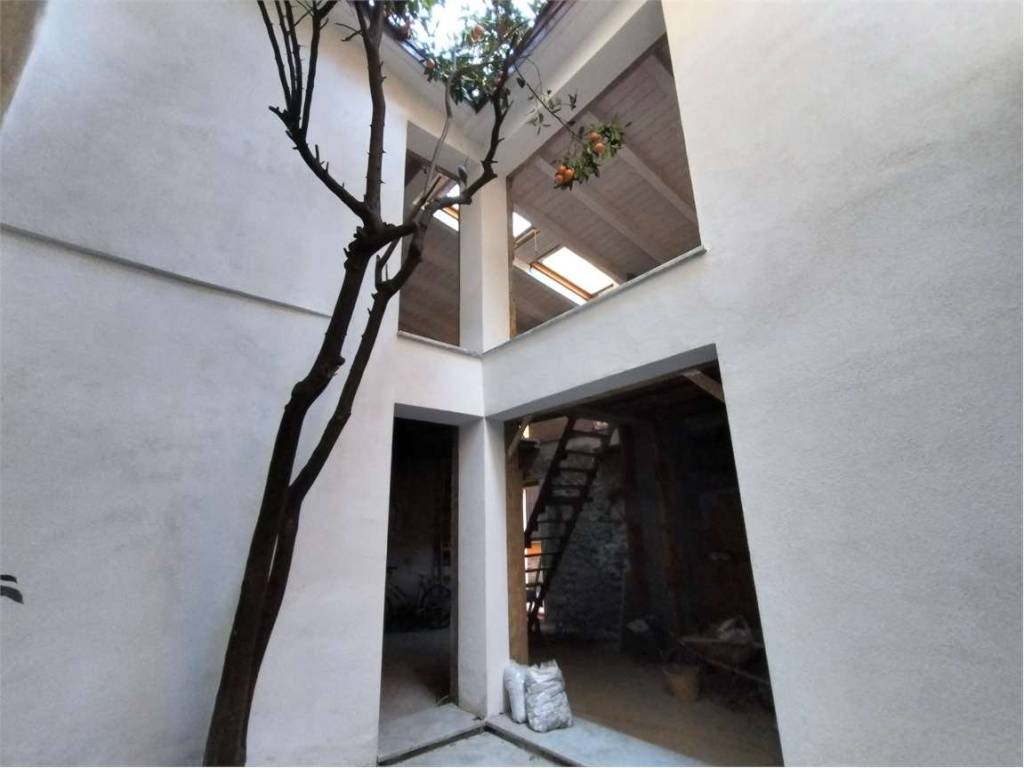 Casa indipendente a Sarzana in via torrione - Foto 2