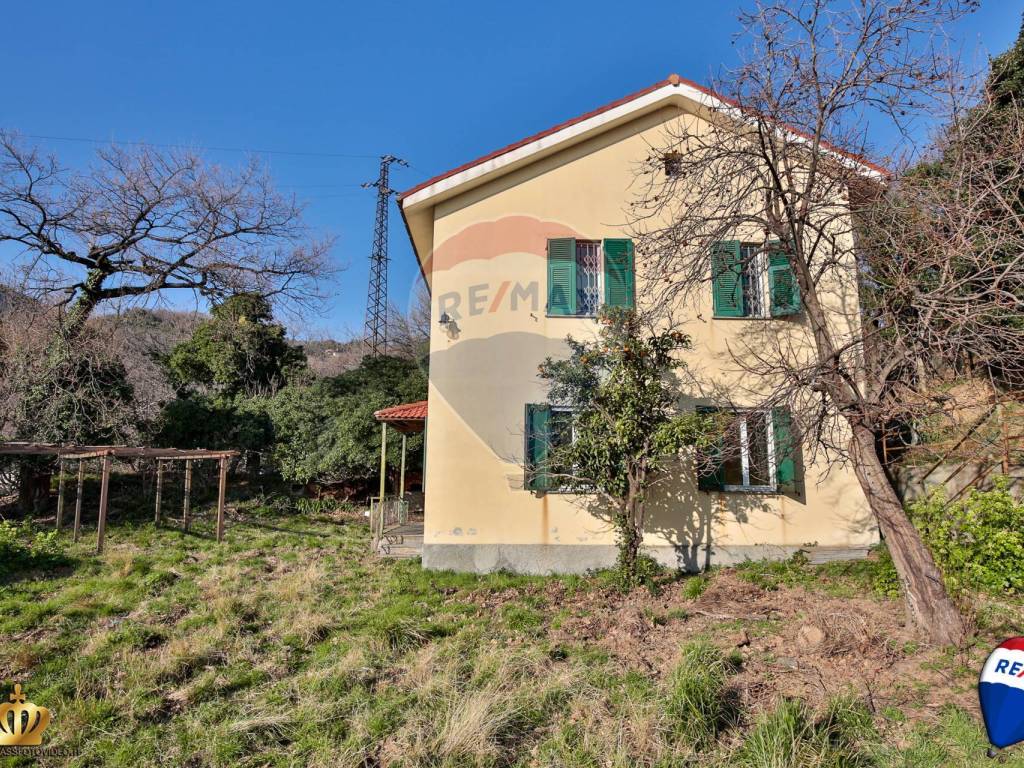 Casa indipendente a Genova in VIA GAINOTTI - Foto 3