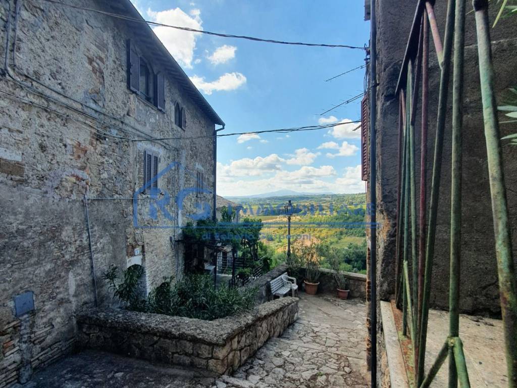 Appartamento a Castiglione in teverina in via delle scalacce - Foto 3
