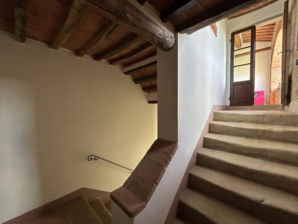 Attico / mansarda a Cortona in Case Sparse Burcinella - Foto 5