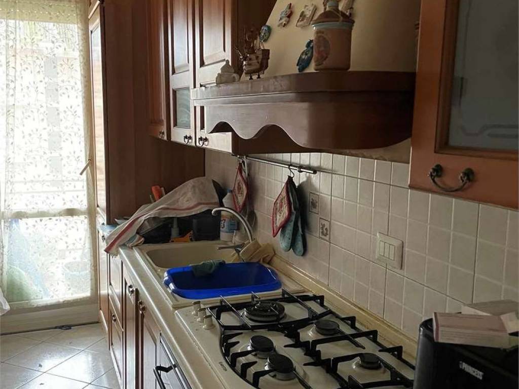 Appartamento a Castelletto sopra ticino in G. barberis - Foto 2