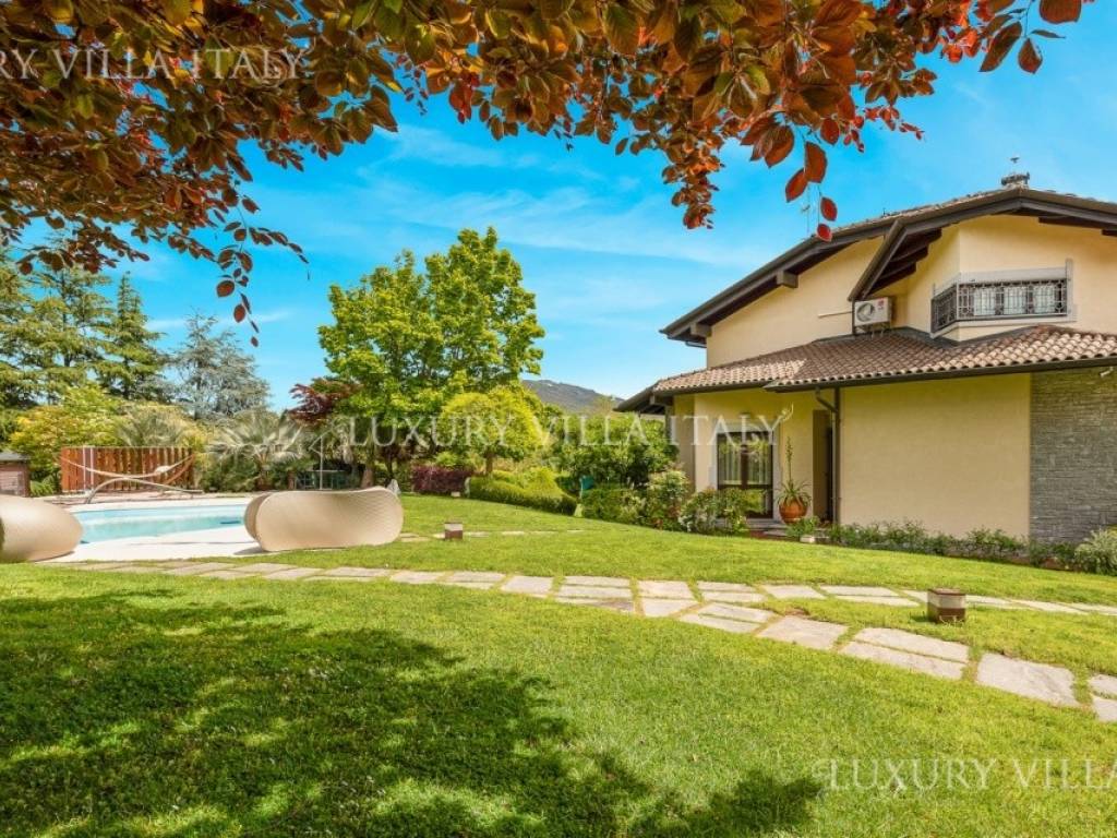 Villa a Besozzo in Via Trento, 25 - Foto 5