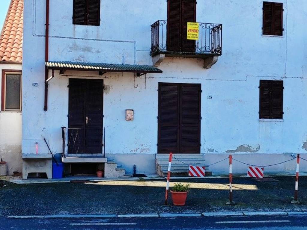 Casa indipendente a San giacomo vercellese in Via Francesco Camandona, 7 - Foto 2