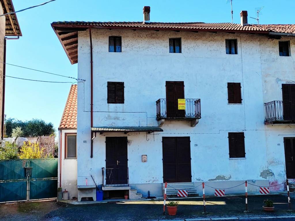 Casa indipendente a San giacomo vercellese in Via Francesco Camandona, 7 - Foto 3