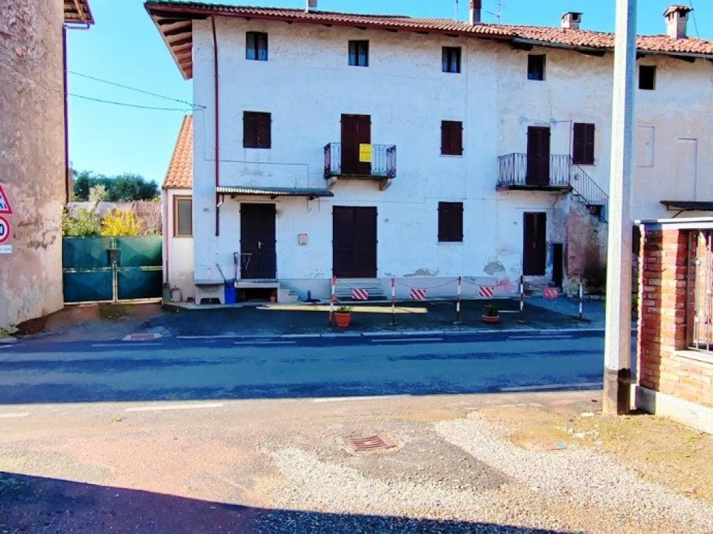Casa indipendente a San giacomo vercellese in Via Francesco Camandona, 7 - Foto 4